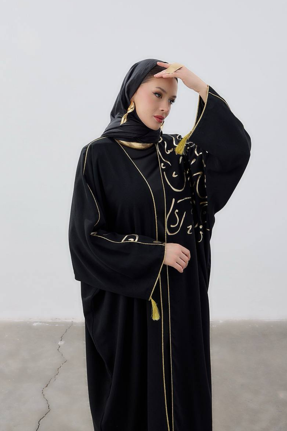 Huroof Elegance | Arap Harflerinin Zarafeti