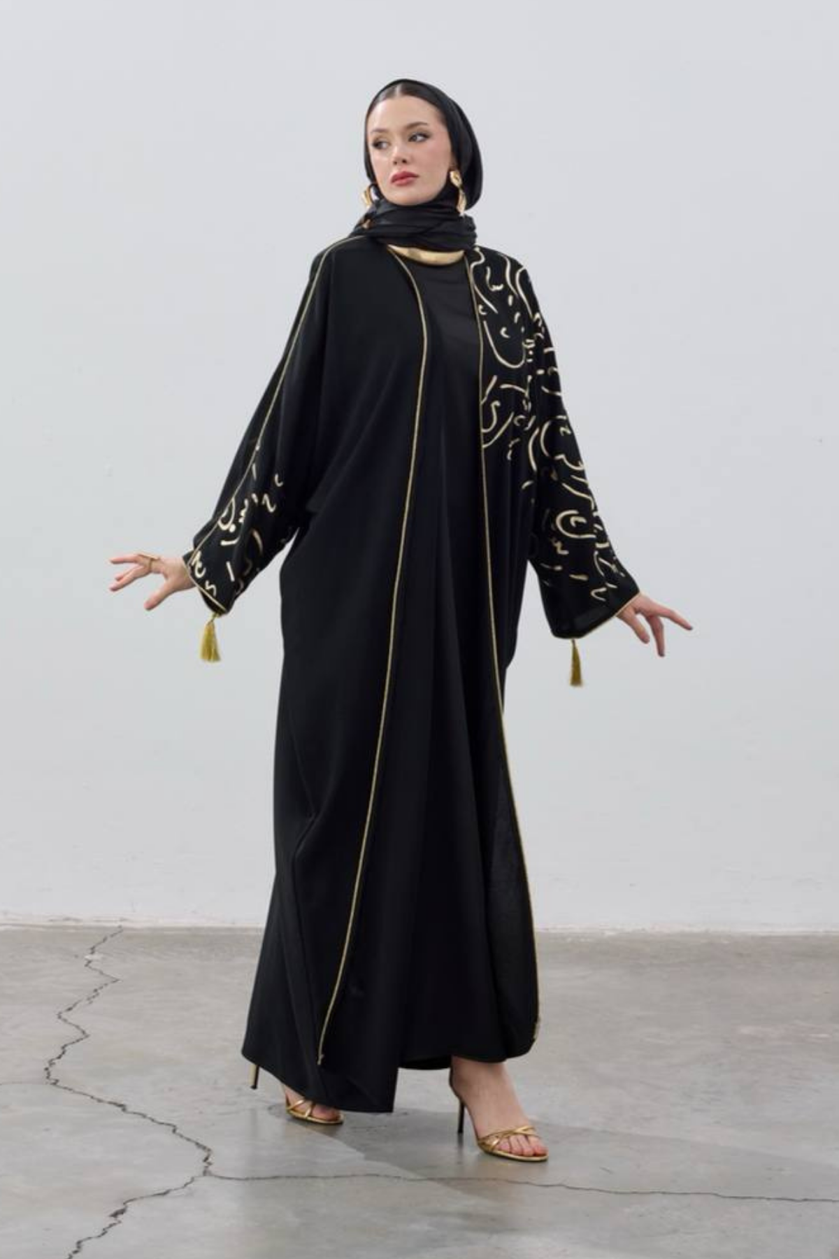 Huroof Elegance | Arap Harflerinin Zarafeti