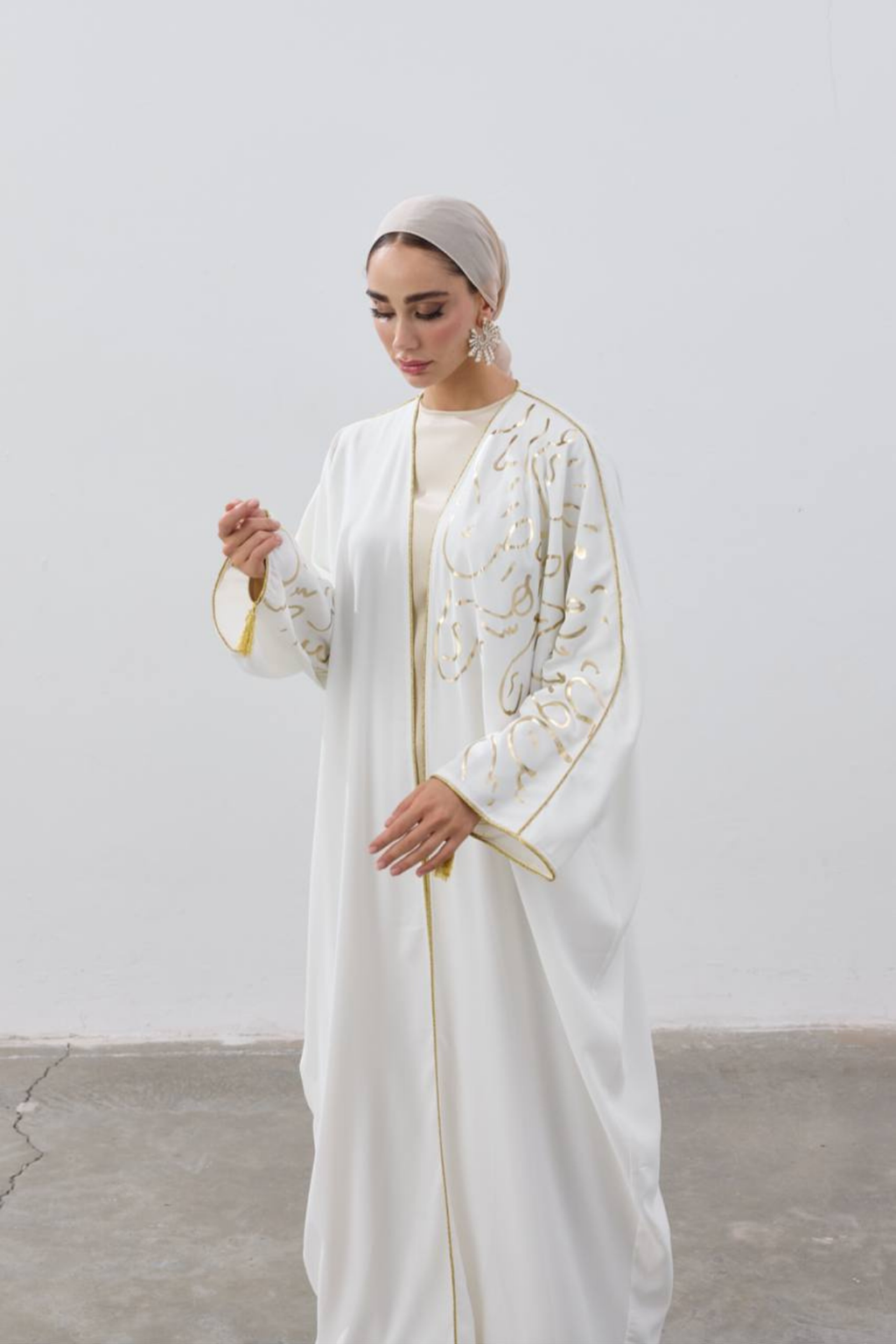Huroof Elegance | Arap Harflerinin Zarafeti