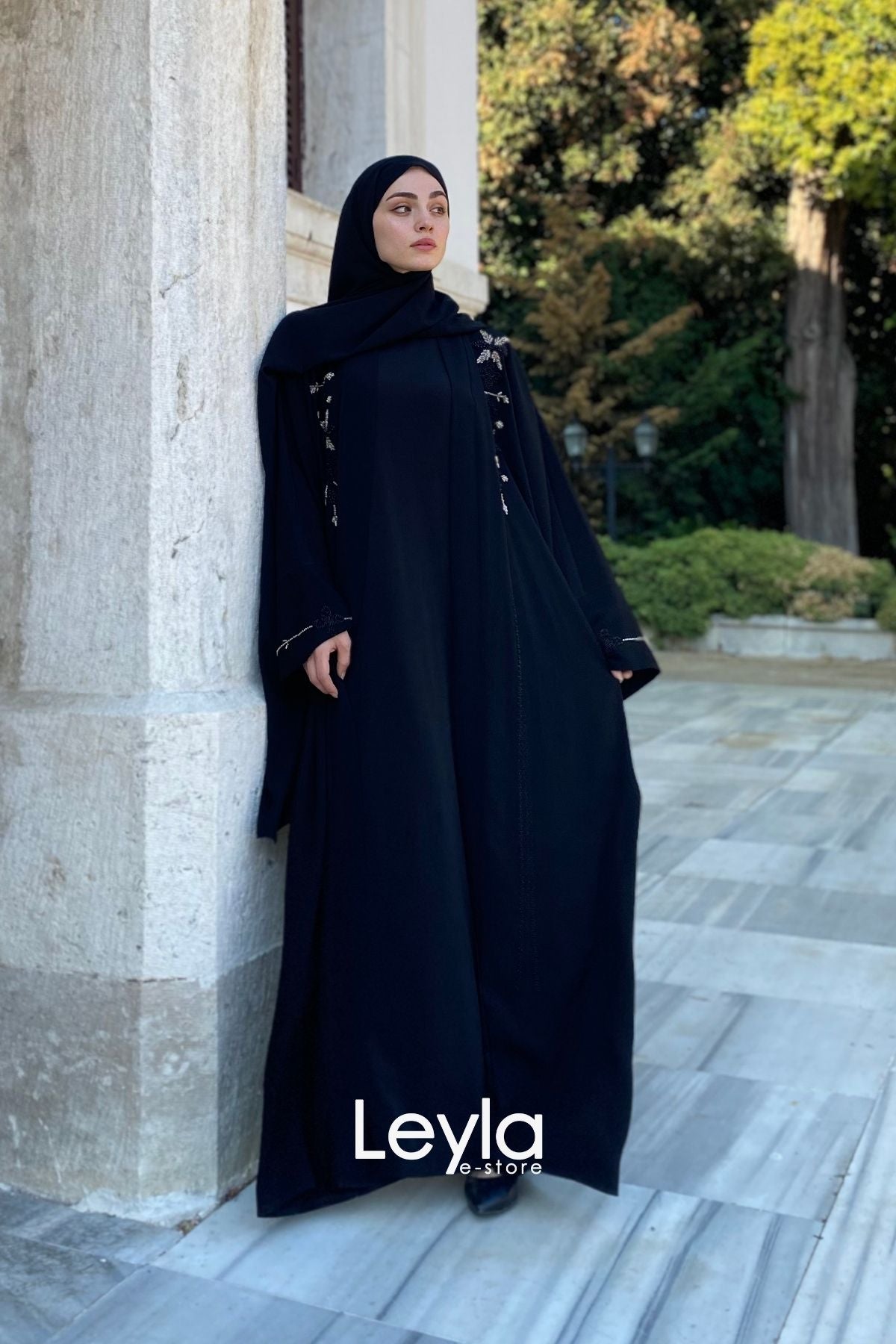 Royal Bloom | Klasik Zarafetin Işıltısı  | Ferace Takımı