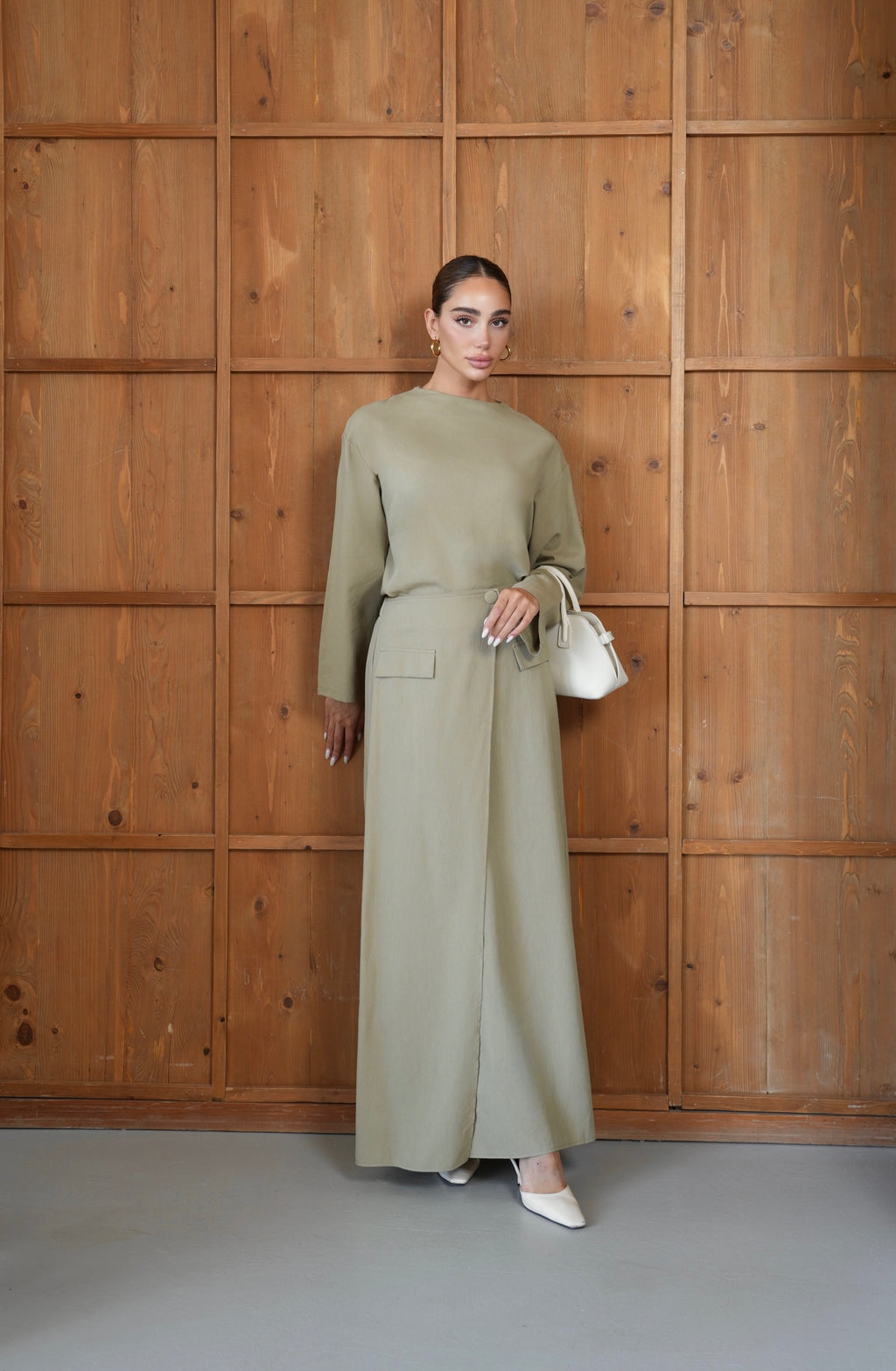 Linen Chic | Keten Yan Yırtmaçlı Düğmeli Etekli Takım