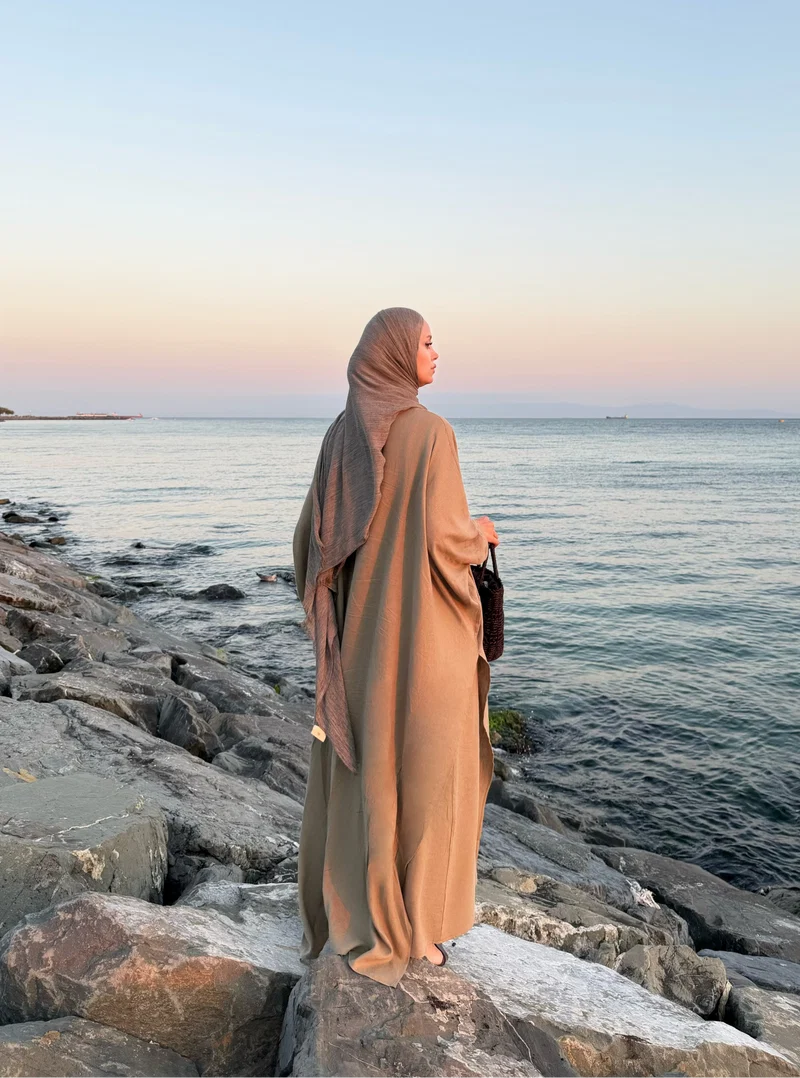Velora Flow | Yırtmaç Detaylı Keten 2'li Abaya Takımı