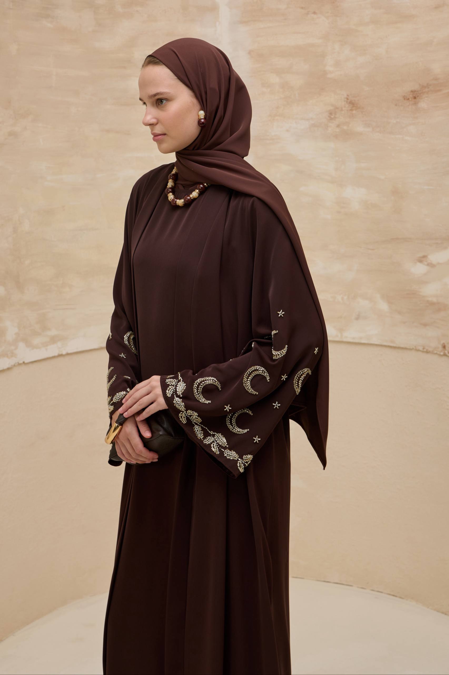 Crescent Nightfall | Hilal Nakışlı Abaya Takımı