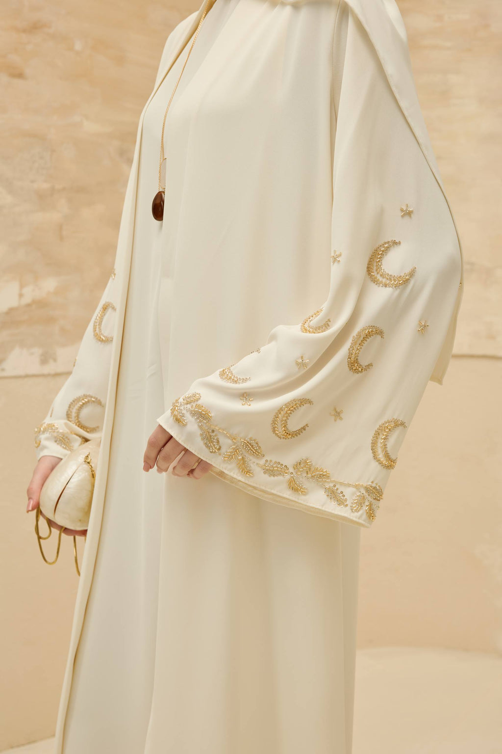 Crescent Nightfall | Hilal Nakışlı Abaya Takımı