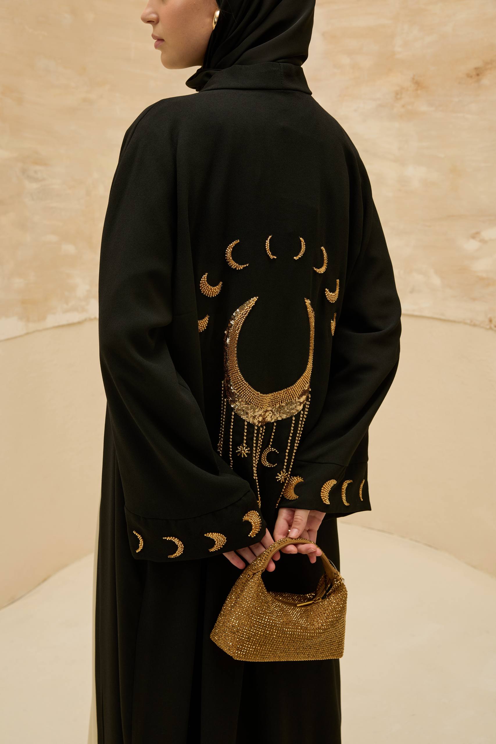 Lunar Halo | Ay Işıltılı Abaya