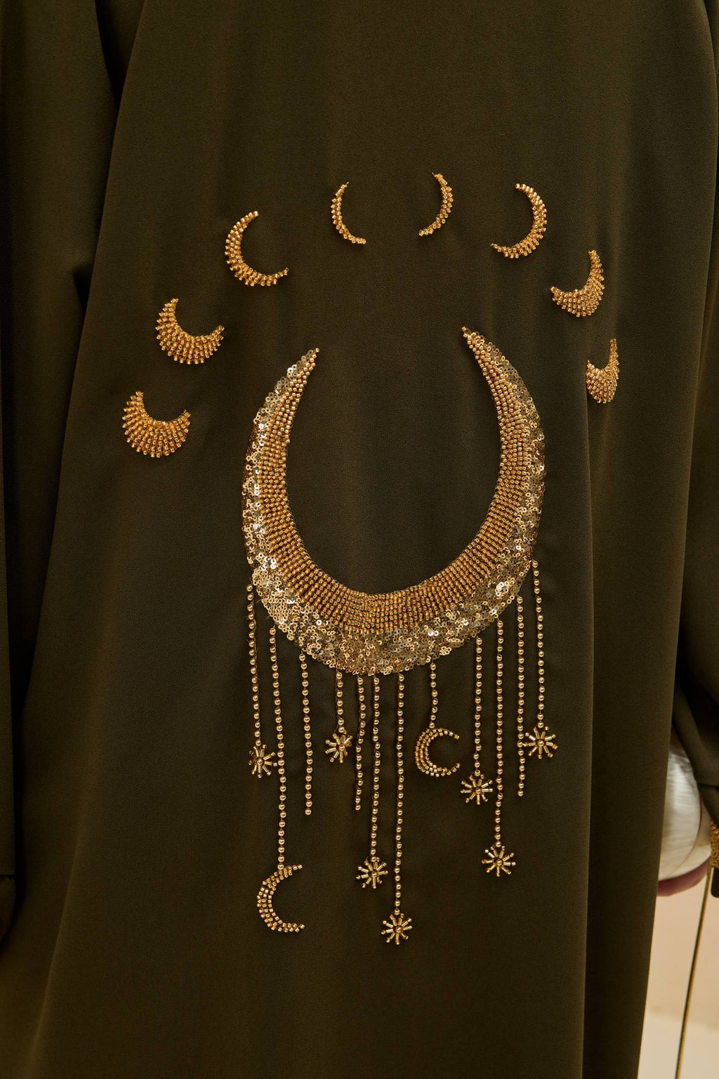 Lunar Halo | Ay Işıltılı Abaya