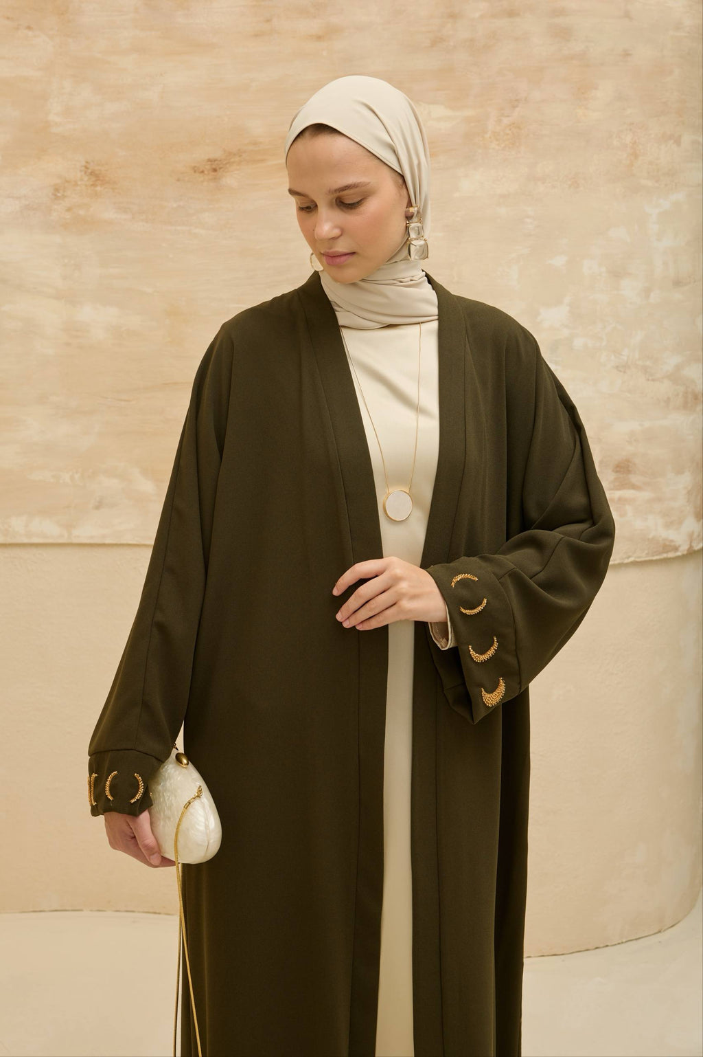 Lunar Halo | Ay Işıltılı Abaya
