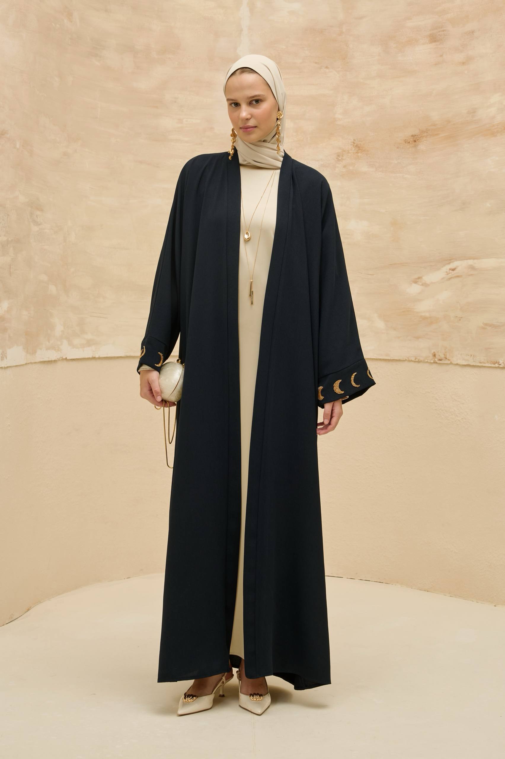 Lunar Halo | Ay Işıltılı Abaya