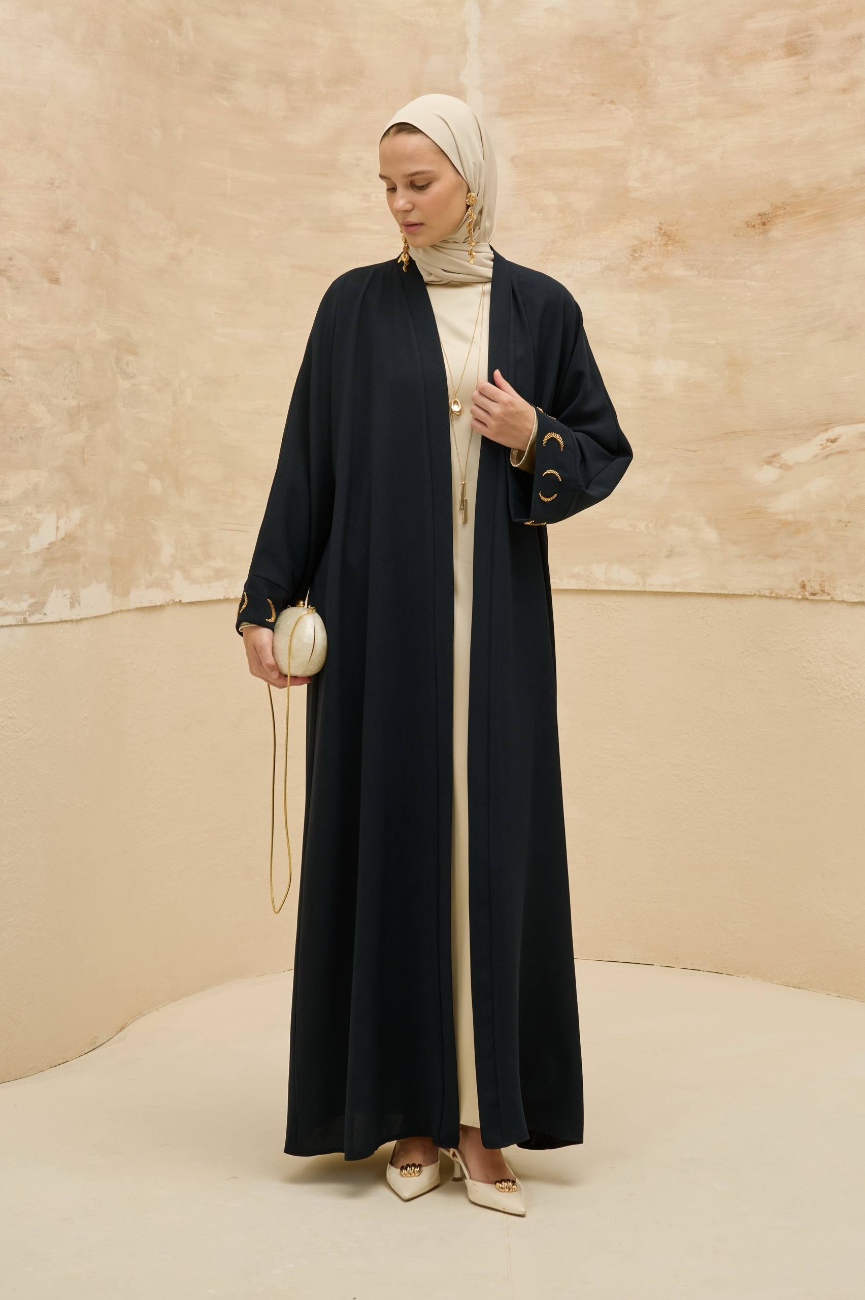 Lunar Halo | Ay Işıltılı Abaya