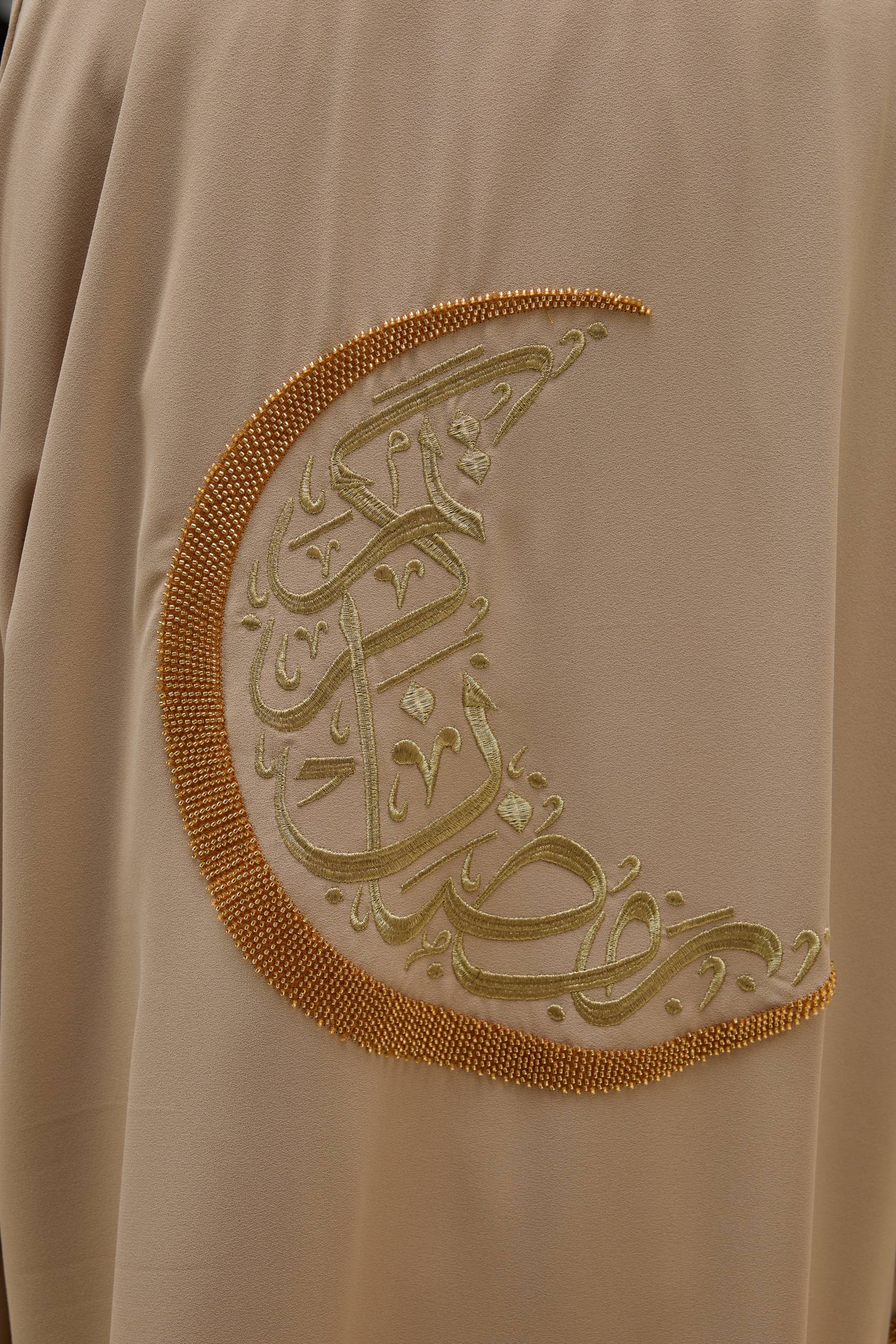 Ramadan Kareem | Hilal İşlemeli Abaya