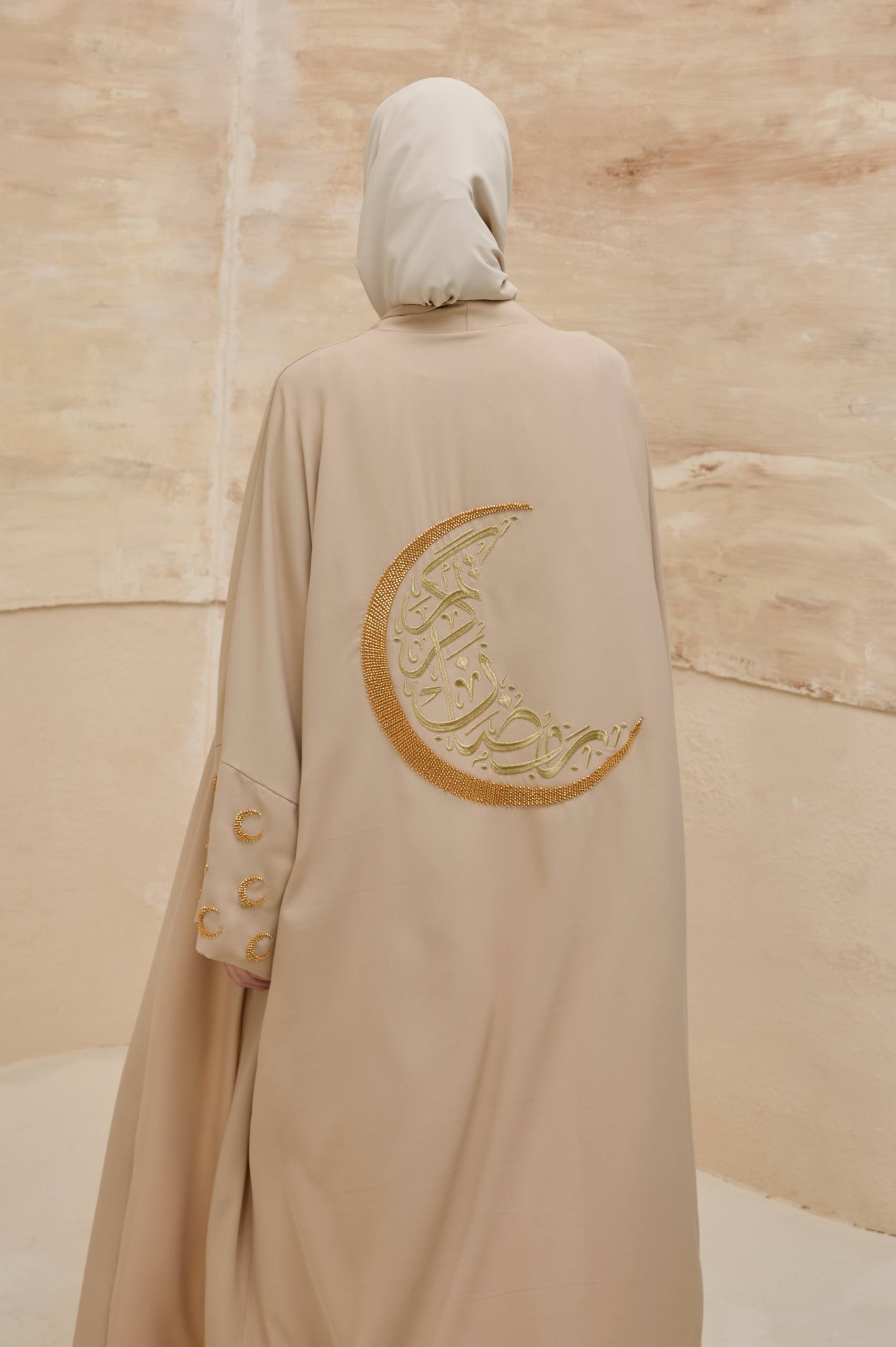Ramadan Kareem | Hilal İşlemeli Abaya