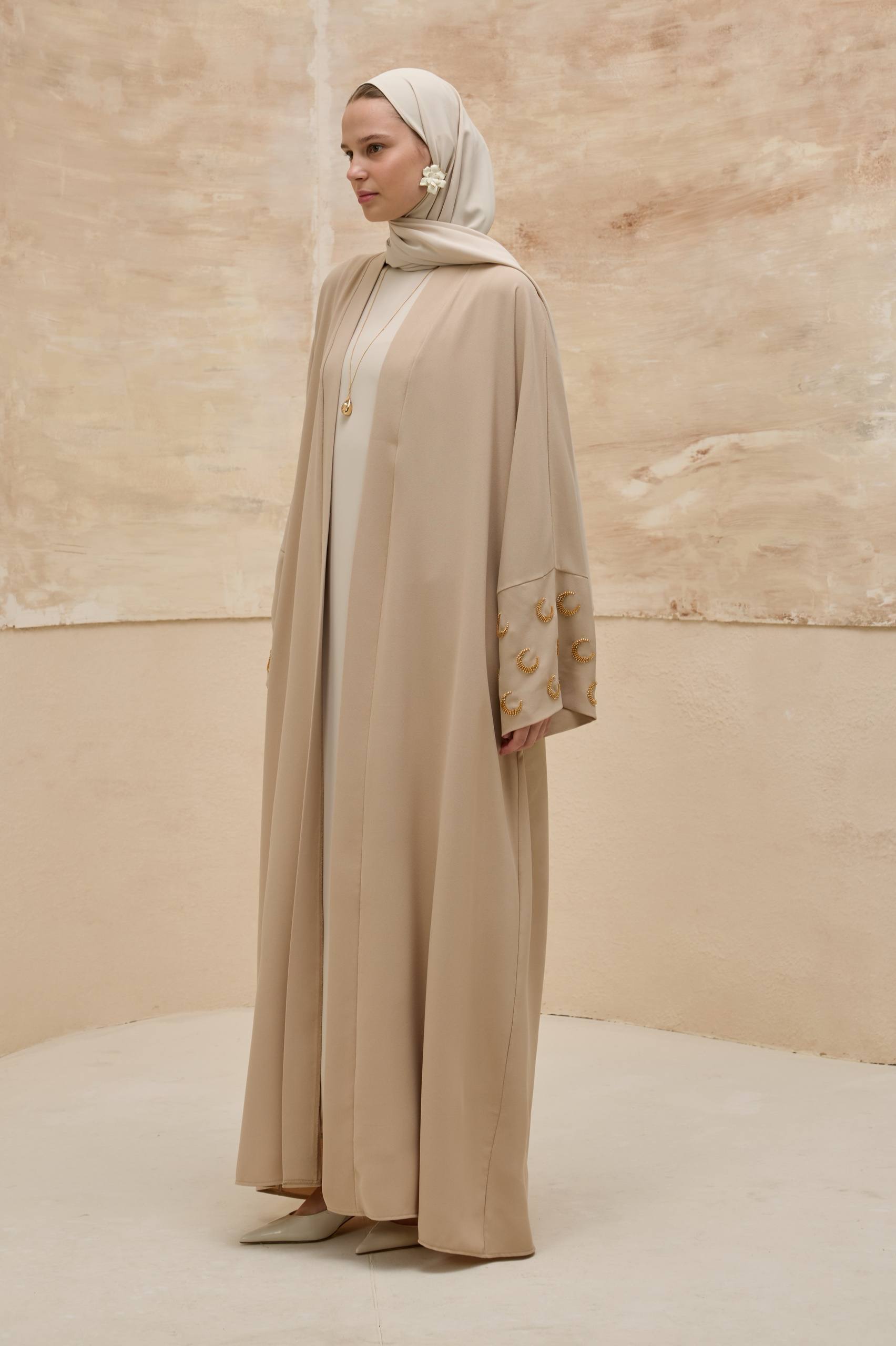 Ramadan Kareem | Hilal İşlemeli Abaya