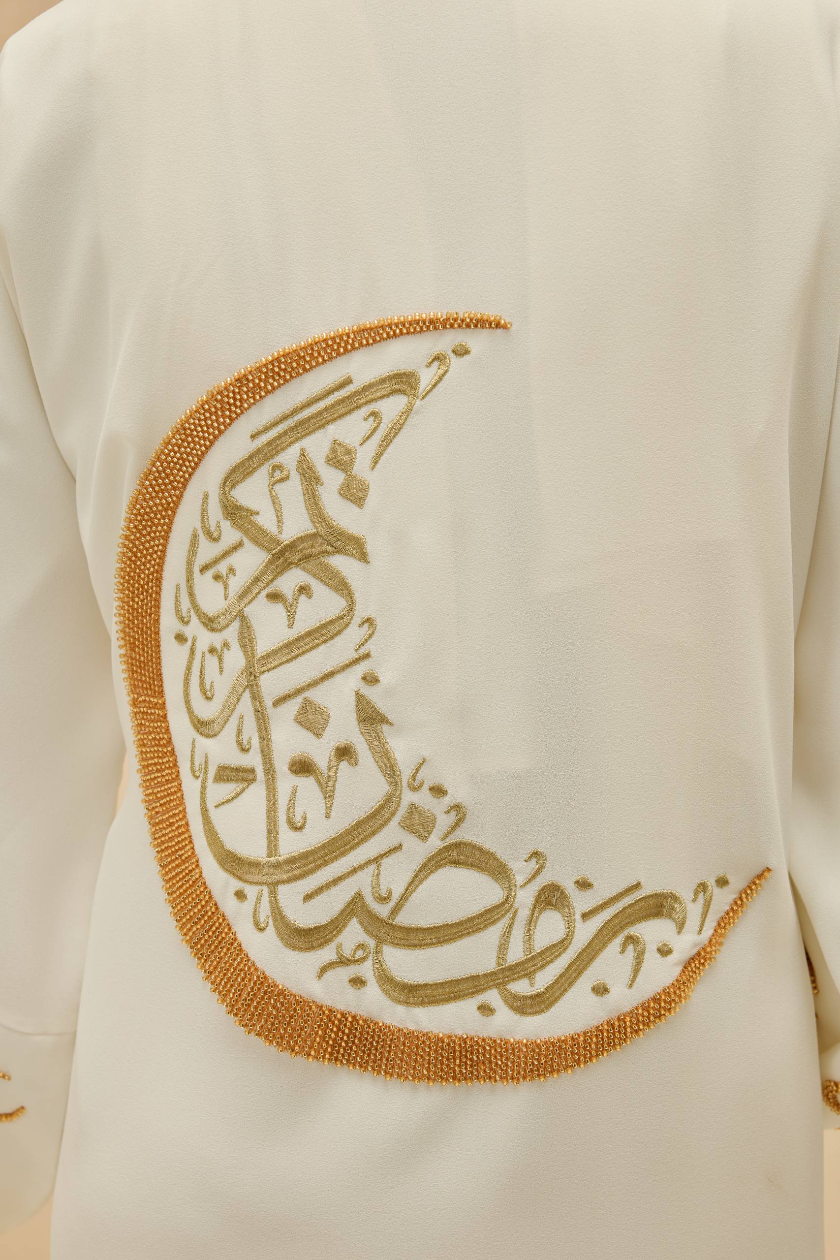 Ramadan Kareem | Hilal İşlemeli Abaya