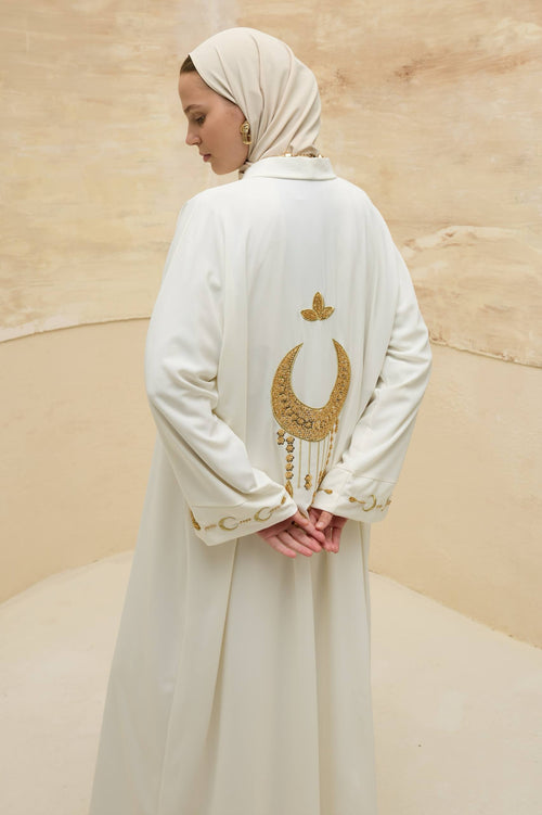 Ayla Işıltısı | Altın Hilal Nakışlı Abaya
