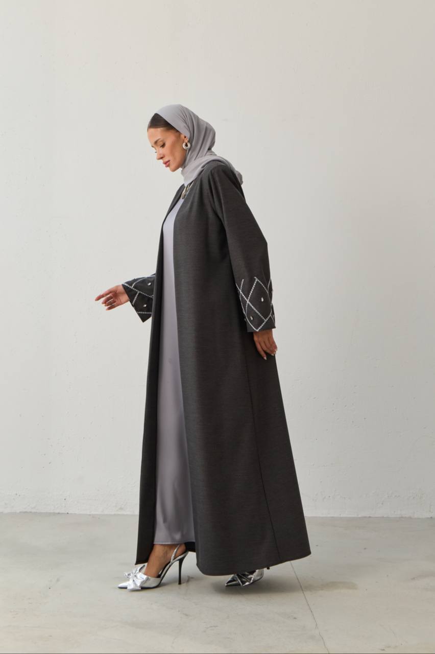 Urban Grace | Taş Detaylı Kol Abaya