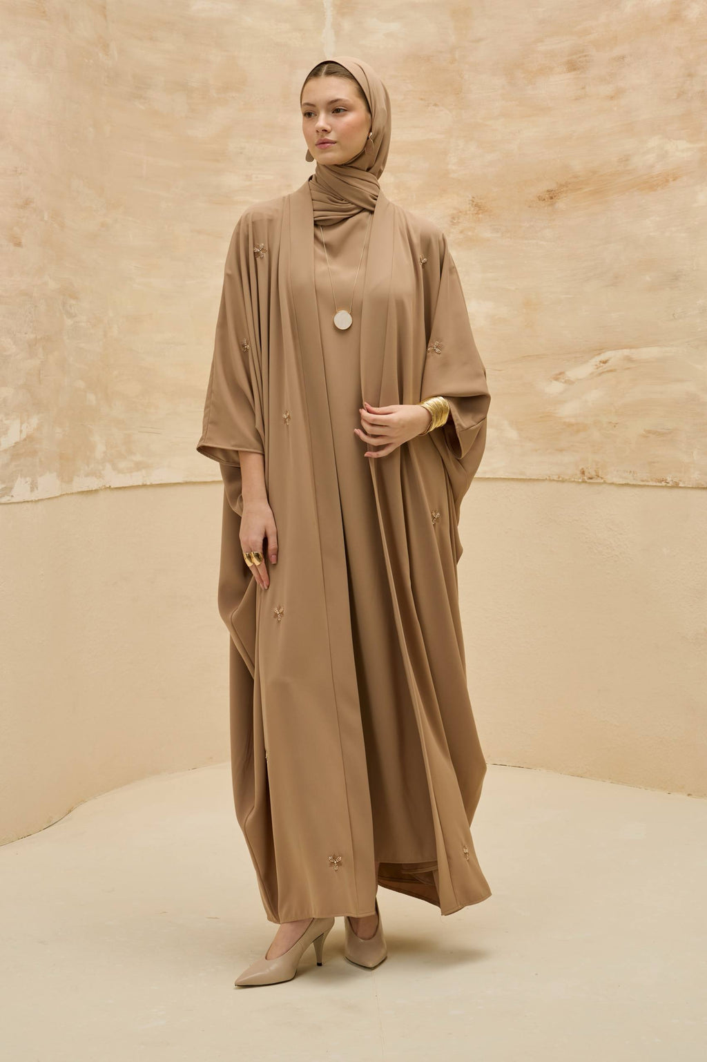 Celestia | Zarif Nakışlı Abaya Takımı