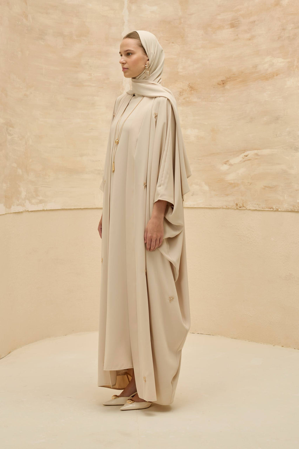 Celestia | Zarif Nakışlı Abaya Takımı
