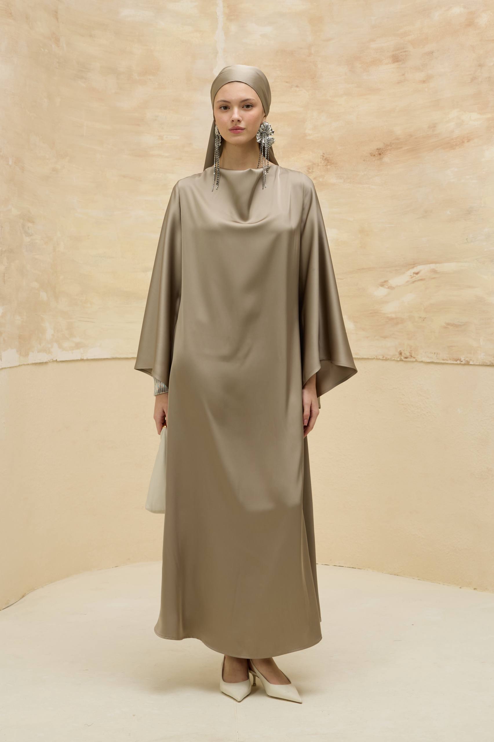 Satin Grace | Dökümlü Saten Elbise
