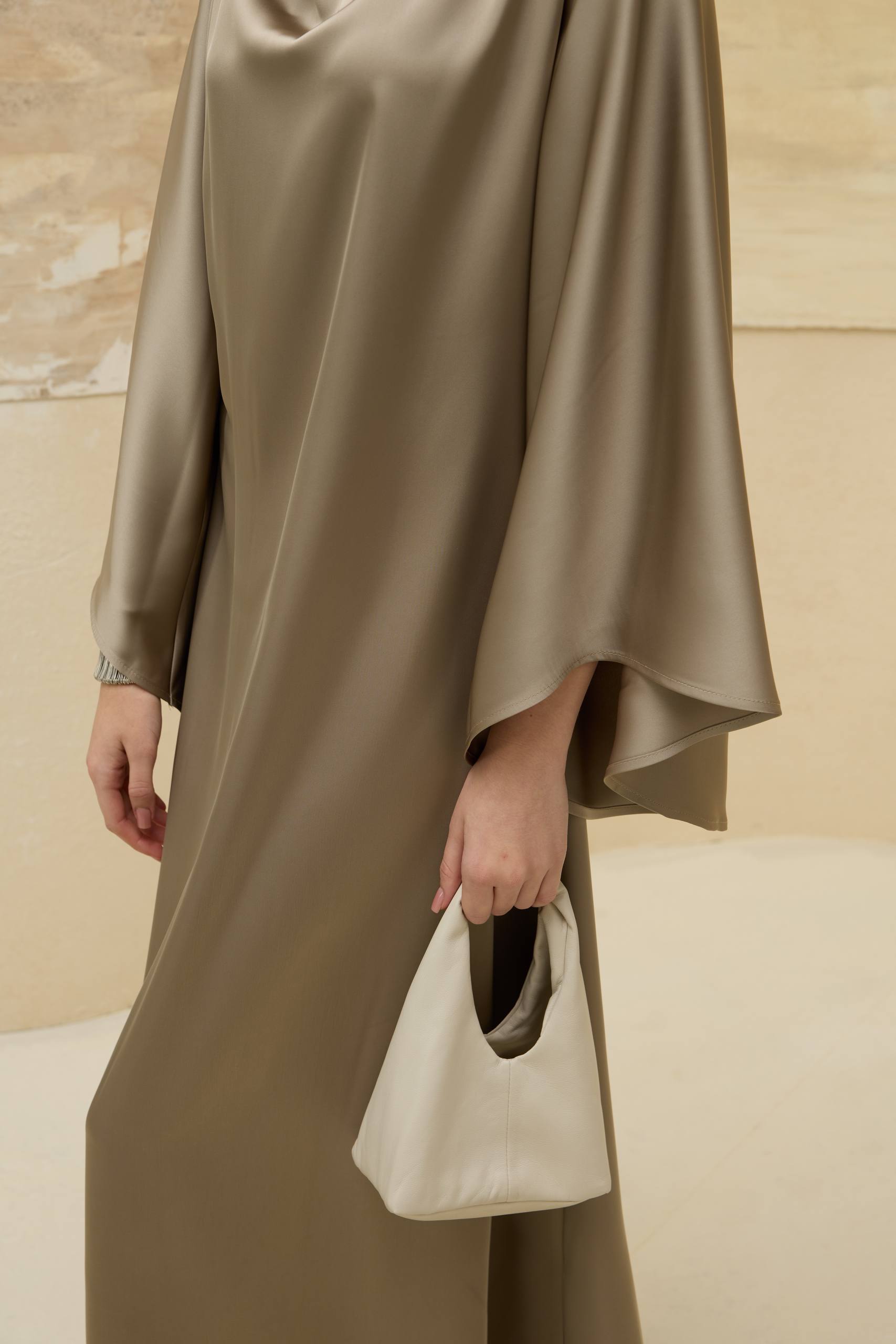 Satin Grace | Dökümlü Saten Elbise