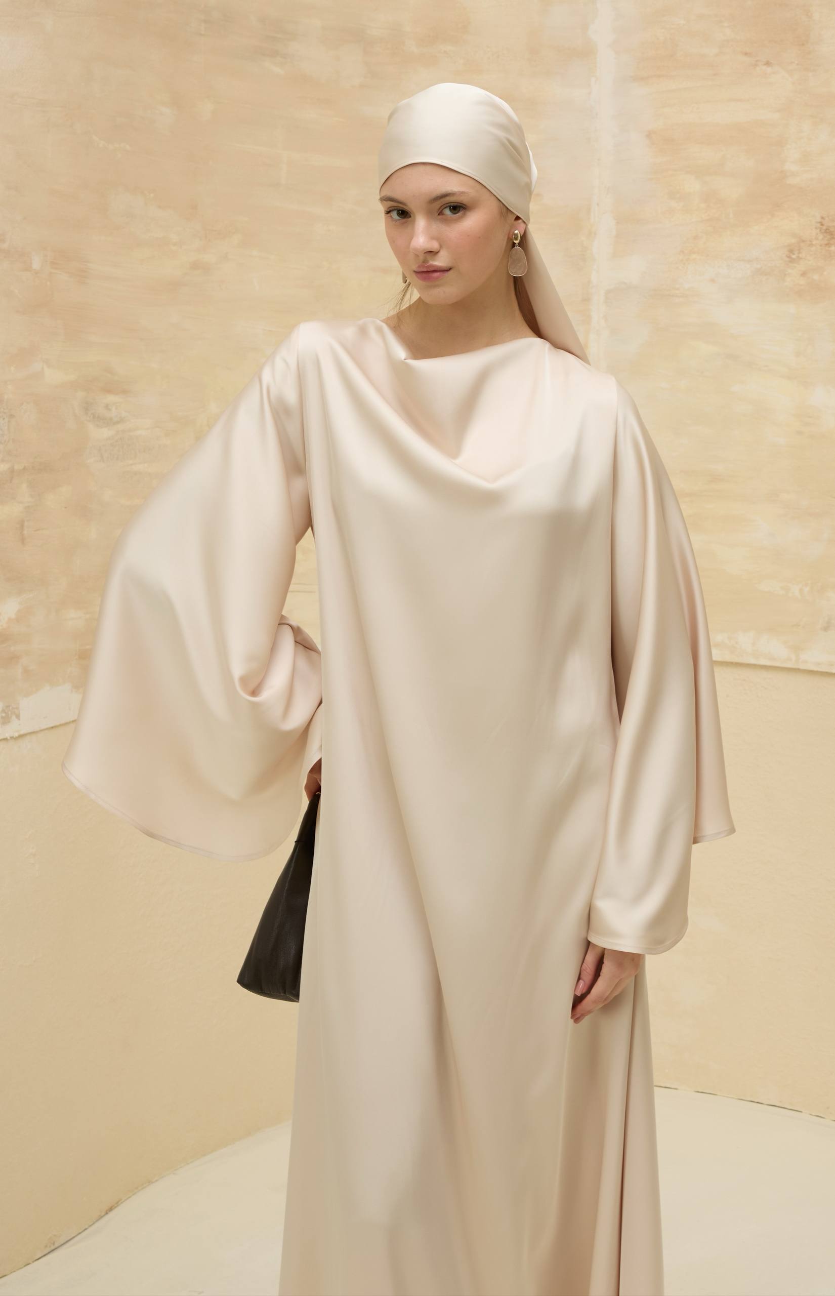 Satin Grace | Dökümlü Saten Elbise