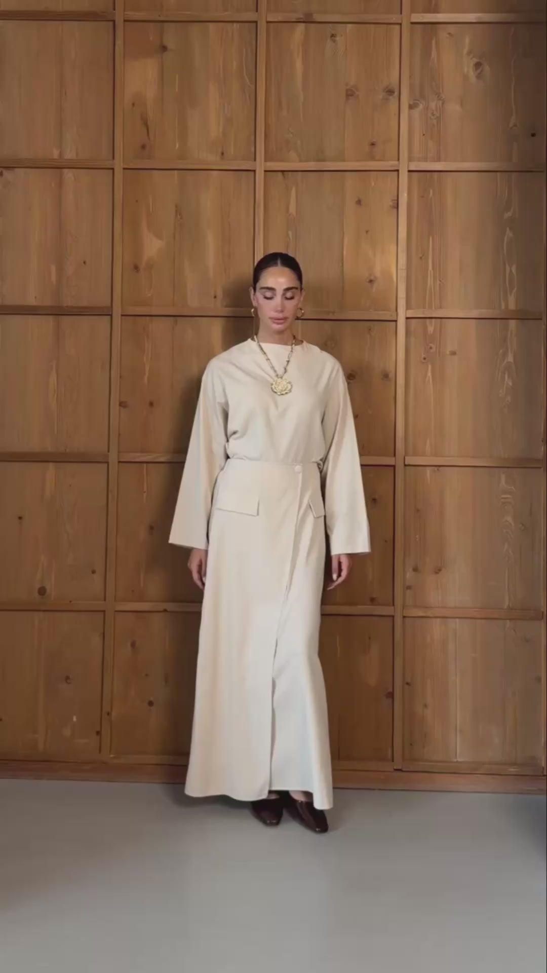 Linen Chic | Keten Yan Yırtmaçlı Düğmeli Etekli Takım