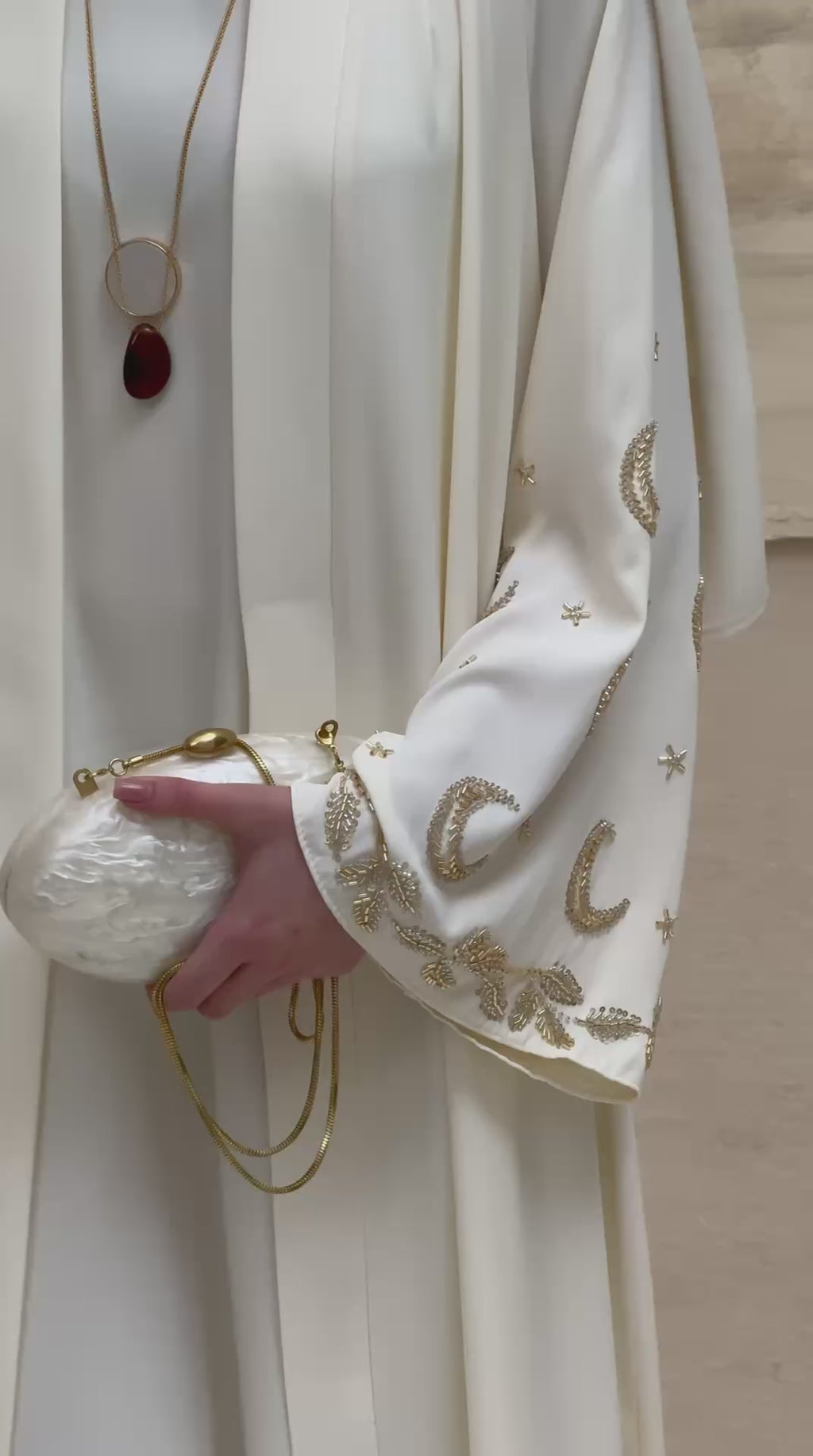 Crescent Nightfall | Hilal Nakışlı Abaya Takımı